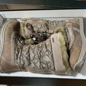 Women’s Santana Canada Mulino Boots NIB Size 7 🤩